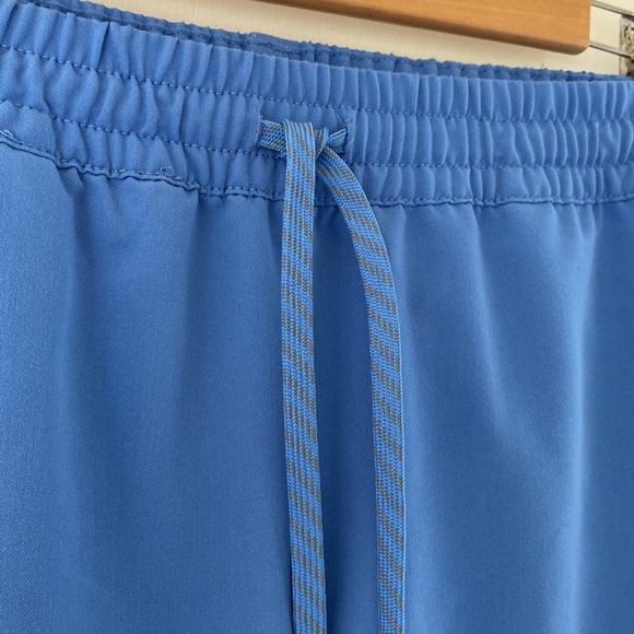 Jaanuu Medium 7-Pocket Scrub Pant Ceil Blue - Picture 7 of 11